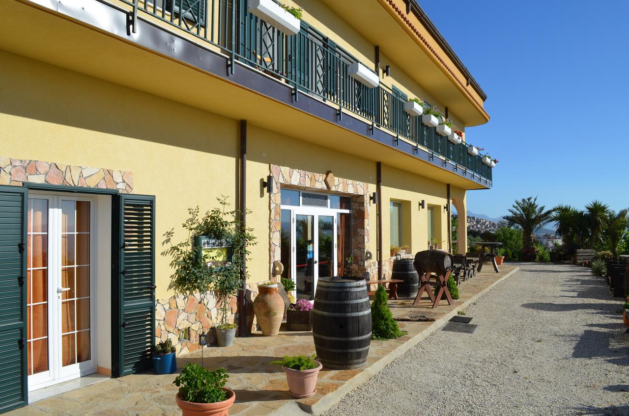 Villa Della Mimosa Alia Eksteriør billede